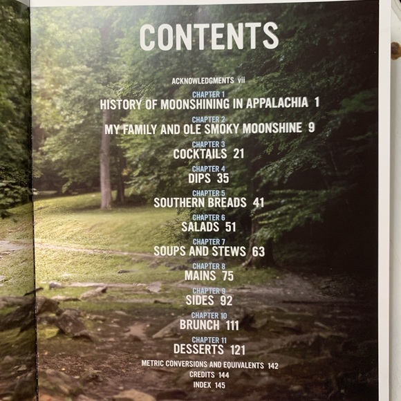 ! Ole Smoky Moonshine Family Cookbook, Gatlinburg Tennessee, Country Cooking - Picture 2 of 12
